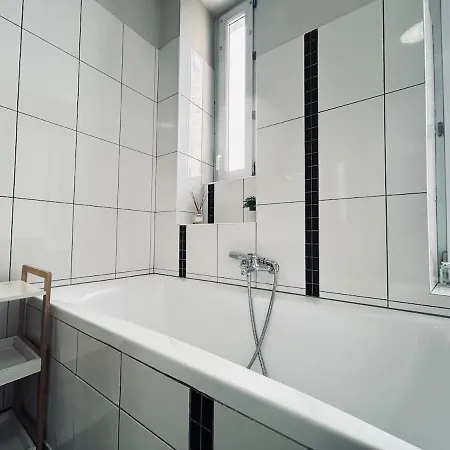 Neufchatel Superbe 3 Lägenhet