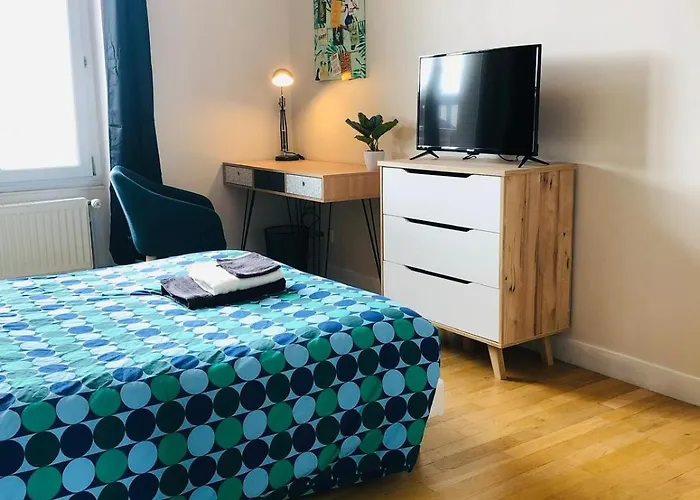 Neufchatel Superbe 3 Διαμέρισμα Ρενς